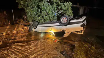 Kırklareli Kuştepe köyünde gece vakti bahçeye uçan araçta sürücü yaralandı