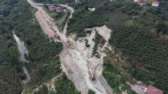 Akkuş-Niksar yolunda heyelanın izleri siliniyor