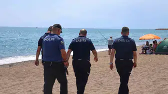 Kumköy Sahili’nde caretta caretta mesaisi