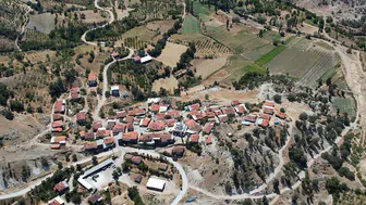 Demirci'nin 13 kırsal mahallesine 45 kilometrelik asfalt müjdesi