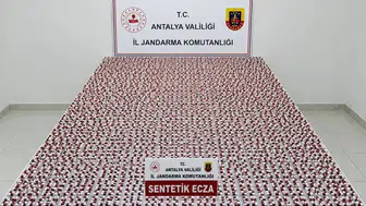Kepez'de uyuşturucu baskını Binlerce hap ele geçirildi