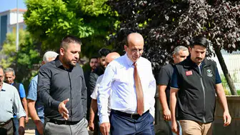 Çavuşoğlu'na 1500 ton sıcak asfalt seriliyor