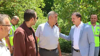 Sinop’ta köy yolu asfaltı yerinde incelendi