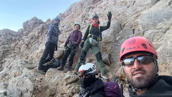 Cilo Dağları'nda bir ilk Muğlalı kadın dağcı 4 bin 123 metrelik Suppa Durek'i fethetti