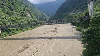 Nepal sellerinde ölü sayısı 165’e çıktı, 823 kişi kayıp