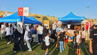 Malazgirt'in 955. yılında Ahlat'ta alan doldu taştı