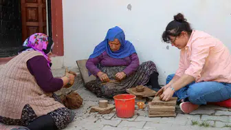 Asırlık Dölek çamuru modern sanatla yeniden hayat buluyor