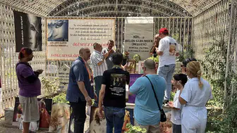 Bergen Mersin’deki mezarı başında dualarla anıldı