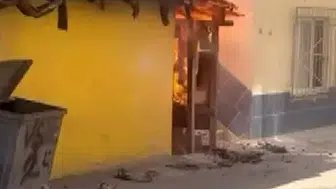 Bursa'da ev yangınına mahalleli müdahalesi