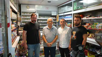 58 yıldır aynı dükkanda kahve çekiyor, İznik çarşısının hafızası oldu