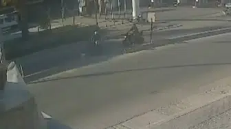 Hatay'da yaya geçidinde iki motosiklet çarpıştı 1 ölü