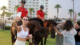Antalya sahillerinde atlı polis mesaisi artık akşam saatlerinde