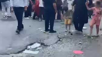 Beyoğlu pazarında meyve seçme kavgası Esnaf tutuklandı