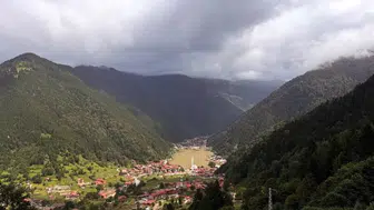 Turkuazın yerini çamur aldı: Uzungöl'de şaşırtan değişim