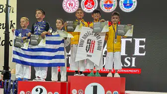 Düzceli karateciler uluslararası arenada madalyaları topladı