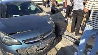 Eskişehir’de trafik kazası Minibüs bahçeye uçtu