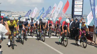 Pedallar Samsun için dönüyor 23 ülkeden 107 sporcu yarışta