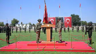 Iğdır'da hudut tugayında devir teslim Tütüncü görevi Şenol'a bıraktı