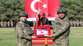 Mardin'de tugay komutanlığında sancak, yeni komutana devredildi