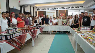 Samsunlu öğrencilerin el emeği reçelleri rafları doldurdu