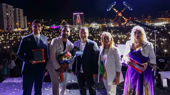 Pazaryeri’nde Tarihi Gece 9 Bin 600 Nüfuslu İlçeye 25 Bin Kişi Akın Etti