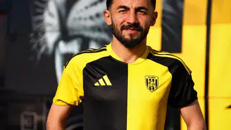 Bursaspor'un eski sağ beki Hamza Gür, Aliağa FK'da