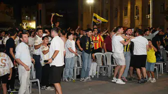 Lyon'u deviren Fenerbahçe'ye Isparta'da dev ekranlı kutlama