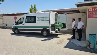 Fırat Nehri serinlemek isteyen iki kişiye mezar oldu