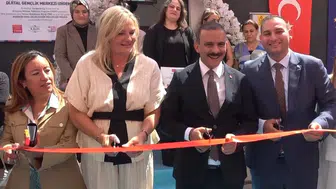 Kilisli gençler için teknoloji merkezi kapılarını açtı