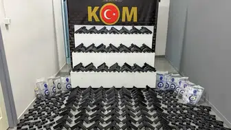 Isparta polisi bir araçta cephanelik yakaladı