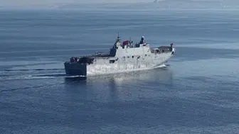 TCG Anadolu Yalova kıyılarında gövde gösterisi yaptı