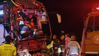 Gaziantep Nurdağı yolunda gece yarısı otobüs kazası