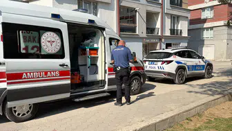 Eskişehir'de seyyar satıcıya bıçaklı saldırı, 3 yerinden yaralandı