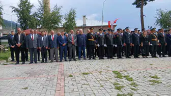 Ardahan Posof'ta 30 Ağustos coşkusu: Şehitler dualarla anıldı