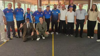 Bilecik huzurevi sakinleri Eskişehir’deki bocce maçında ter döktü