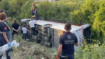 Samsun’da yolcu otobüsü devrildi