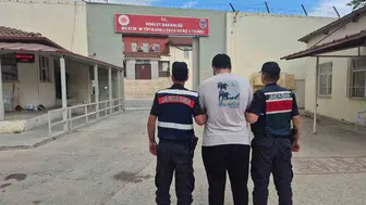 12 yıl 6 ay hapis cezası vardı: Jandarma operasyonuyla yakayı ele verdi