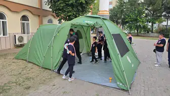 Boyabatlı genç izciler kamp hayatına hızlı bir giriş yaptı