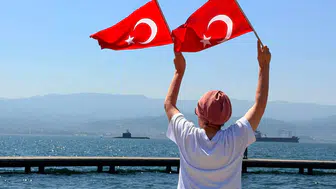İzmit Körfezi’nde dev donanma geçişi