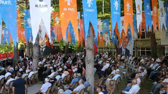 Yahyalı AK Parti'de gövde gösterisi