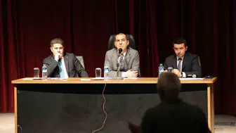 Vali Taşolar muhtarlarla buluştu, köy ve mahallelerin sorunlarını not aldı