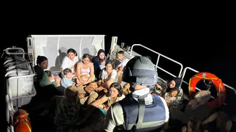 Gece operasyonu: İtalya yolcusu teknede büyük yakalama