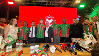 Amedspor Süper Lig için kadrosunu taraftarıyla buluşturdu