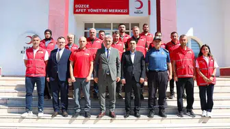 Düzce’nin afet hazırlığı Kızılay merkezinde masaya yatırıldı