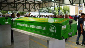 Niğde’de eski sevgili dehşeti İpek Gezer son yolculuğuna uğurlandı