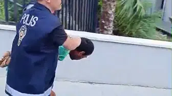 Mersin'de markette şiddet anları kameraya yansıdı