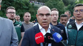 Giresun'da dere kenarında piknik yapan aile sele kapıldı