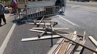 Elazığ Keban yolunda kaza Kamyonet takla attı