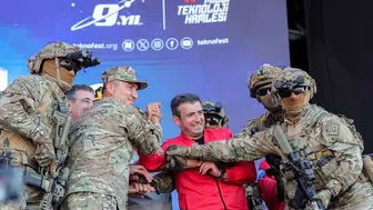 Bayraktar Gölcük'te TEKNOFEST'i kapattı Mavi Vatan ahlaki duruşumuzdur