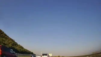 Otoyolda takip mesafesi can yaktı, kaza kamerası olay anını kaydetti